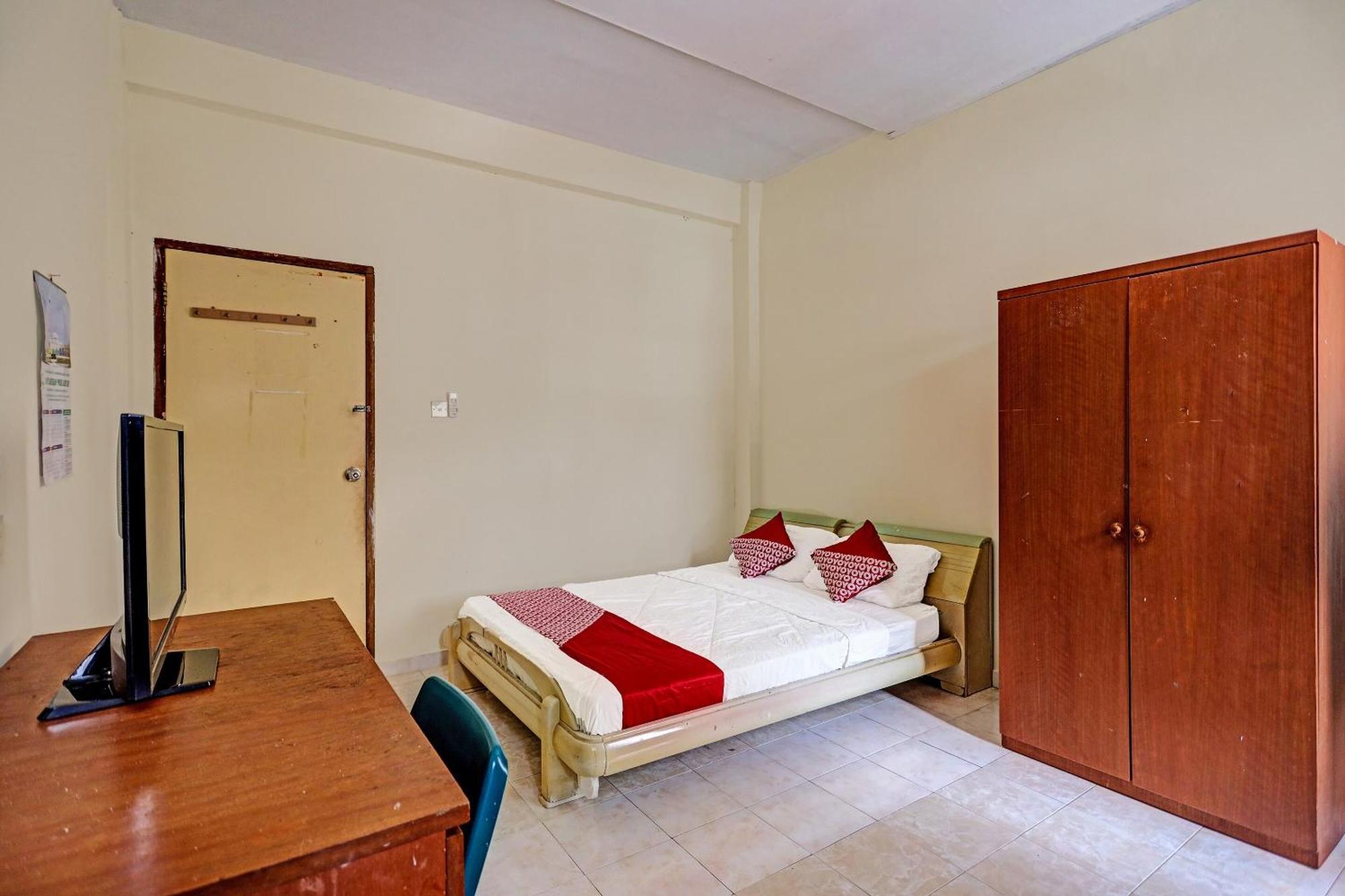 Oyo 91636 Kak Dadut Homestay Batam Экстерьер фото